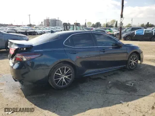 2021 Toyota Camry Hybrid SE with VIN 4T1G31AK5MU565303, listed as a Copart auction lot 42461015 with 43,802 mi miles and Salvage Title. Bid and sale history available at carsss.com. Image 3.