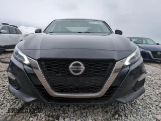 2019 Nissan Altima SR with VIN 1N4AL4CV8KC223582, listed as a Copart auction lot 45232055 with 120,312 mi miles and Salvage Title. Bid and sale history available at carsss.com. Image 5.