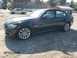 2011 BMW 3 Series 328i xDrive with VIN WBAPK5G50BNN80781, listed as a Copart auction lot 54330425 with 105,386 mi miles and Clean Title. Bid and sale history available at carsss.com. Image 1.