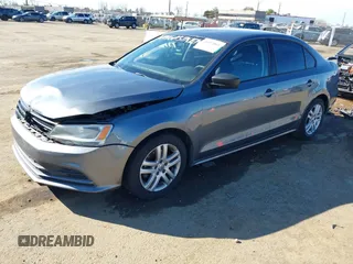 2015 Volkswagen Jetta Sedan 2.0L TDI SEL with VIN 3VWLA7AJ4FM233246, listed as a IAAI auction lot 41692861 with 181,623 mi miles. Bid and sale history available at carsss.com. Image 2.