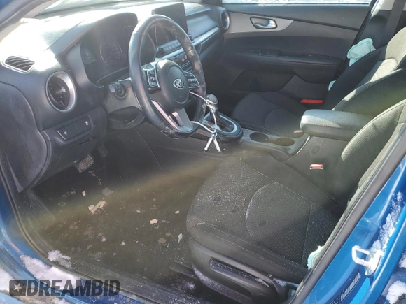 2021 Kia Forte FE z VIN 3KPF24AD8ME374480, wystawiony jako Copart lot #41722305 z przebiegiem 98 707 mil mil oraz Szkoda całkowita • Salvage title. Historia ofert i sprzedaży dostępna na DreamBid. Obrazek 7.