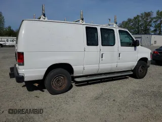 2013 Ford Econoline Cargo Commercial z VIN 1FTNE2EW4DDB22567, wystawiony jako Copart lot #54780235 z przebiegiem 104 060 mil mil oraz Czysty tytuł • Clean title. Historia ofert i sprzedaży dostępna na DreamBid. Obrazek 3.