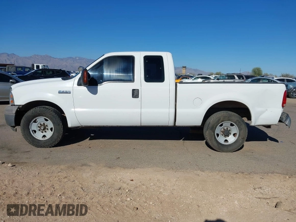 2005 Ford Super Duty F-250 XL with VIN 1FTNX20565EA76826, listed as a IAAI auction lot 41654542 with 279,363 mi miles. Bid and sale history available at carsss.com. Image 14.