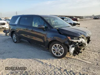 2024 Kia Carnival LX with VIN KNDNB4H36R6314624, listed as a Copart auction lot 82165794 with 34,983 mi miles and Clean Title. Bid and sale history available at carsss.com. Image 4.
