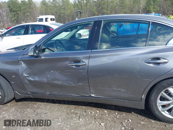 2015 Infiniti Q50 with VIN JN1BV7AP2FM332816, listed as a IAAI auction lot 41864532 with 180,683 mi miles. Bid and sale history available at carsss.com. Image 14.