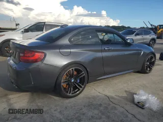 2016 BMW M2 z VIN WBS1H9C52GV786091, wystawiony jako Copart lot #73875914 z przebiegiem Nie podano mil oraz Szkoda całkowita • Salvage title. Historia ofert i sprzedaży dostępna na DreamBid. Obrazek 3.
