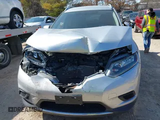 2015 Nissan Rogue SV z VIN KNMAT2MV1FP523167, wystawiony jako IAAI lot #41768477 z przebiegiem 86 078 mil mil oraz . Historia ofert i sprzedaży dostępna na DreamBid. Obrazek 6.