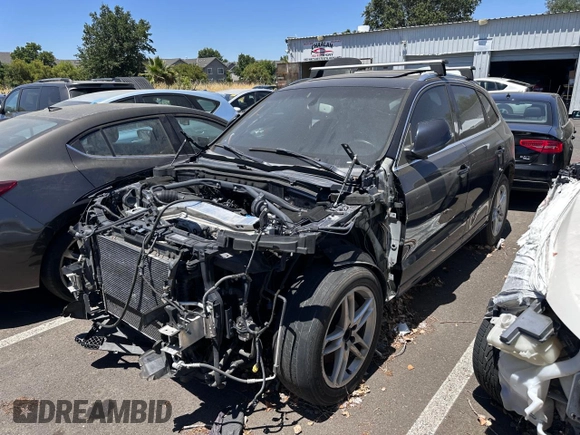 2014 Audi Q5 Premium Plus with VIN WA1DGAFP0EA021269, listed as a Copart auction lot 61690545 with 207,150 mi miles and Clean title. Bid and sale history available at DreamBid. Image 1.