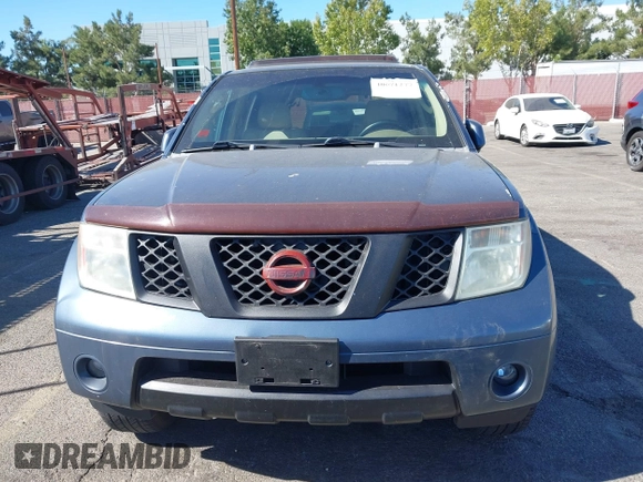2005 Nissan Pathfinder SE with VIN 5N1AR18U05C741080, listed as a IAAI auction lot 40671277 with 215,693 mi miles. Bid and sale history available at carsss.com. Image 12.