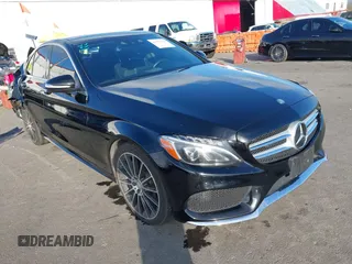 2015 Mercedes-Benz C-Class C 400 with VIN 55SWF6GB8FU009637, listed as a IAAI auction lot 41371322 with 77,248 mi miles. Bid and sale history available at carsss.com. Image 1.