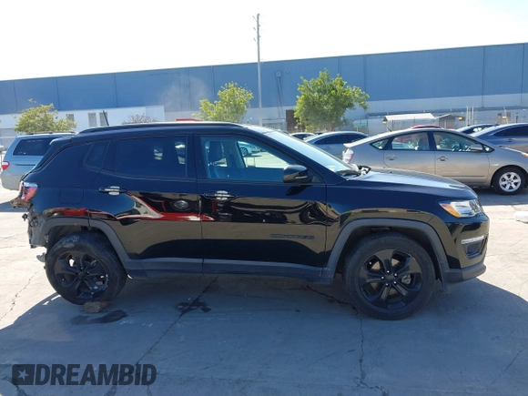 2018 Jeep Compass Latitude with VIN 3C4NJCBB3JT501939, listed as a IAAI auction lot 41670306 with 93,767 mi miles. Bid and sale history available at carsss.com. Image 14.