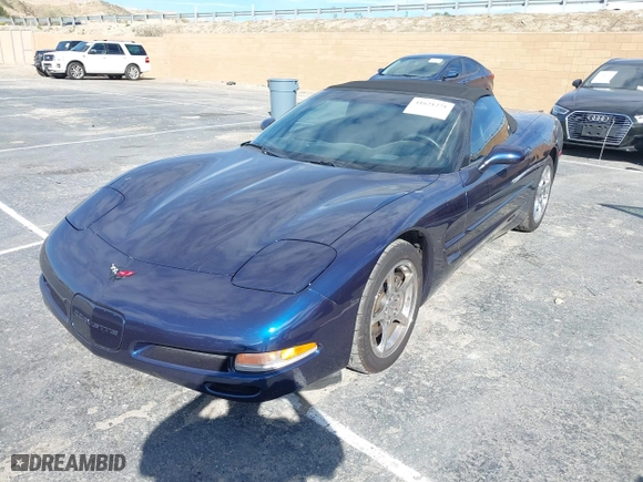 2000 Chevrolet Corvette with VIN 1G1YY32G1Y5116581, listed as a IAAI auction lot 41621271 with 52,216 mi miles. Bid and sale history available at carsss.com. Image 2.