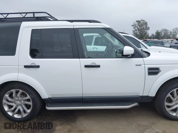 2016 Land Rover LR4 HSE z VIN SALAG2V61GA828886, wystawiony jako IAAI lot #42178599 z przebiegiem 100 217 mil mil oraz . Historia ofert i sprzedaży dostępna na DreamBid. Obrazek 13.