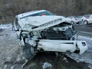 2019 Toyota Tundra SR5 z VIN 5TFAY5F12KX828829, wystawiony jako Copart lot #44032935 z przebiegiem Nie podano mil oraz Szkoda całkowita • Salvage title. Historia ofert i sprzedaży dostępna na DreamBid. Obrazek 10.