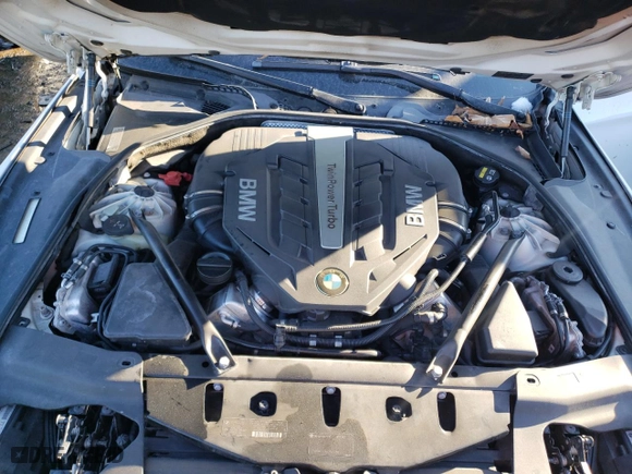 2015 BMW 6 Series 650i xDrive with VIN WBA6B4C51FD761301, listed as a Copart auction lot 42350655 with 0 mi miles and Salvage Title. Bid and sale history available at carsss.com. Image 11.