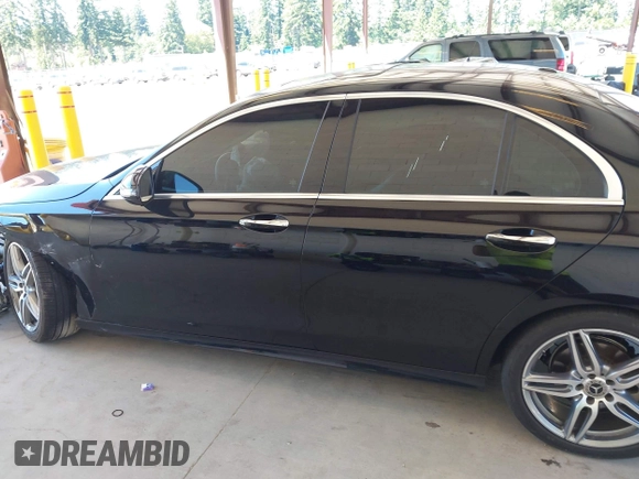 2018 Mercedes-Benz E 300 with VIN WDDZF4JBXJA349973, listed as a IAAI auction lot 42630433 with 79,153 mi miles and . Bid and sale history available at DreamBid. Image 14.