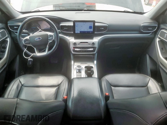 2022 Ford Explorer XLT z VIN 1FMSK7DH3NGA35931, wystawiony jako Copart lot #56413905 z przebiegiem 55 647 mil mil oraz Czysty tytuł • Clean title. Historia ofert i sprzedaży dostępna na DreamBid. Obrazek 8.