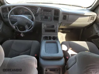 2006 Chevrolet Silverado 1500 LT2 with VIN 2GCEC13T861209993, listed as a Copart auction lot 73947384 with 260,159 mi miles and Salvage Title. Bid and sale history available at carsss.com. Image 8.