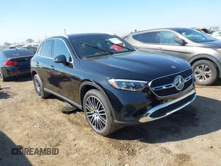 2024 Mercedes-Benz GLC 300 z VIN W1NKM4HB2RF190431, wystawiony jako IAAI lot #41859830 z przebiegiem 7 259 mil mil oraz . Historia ofert i sprzedaży dostępna na DreamBid. Obrazek 1.