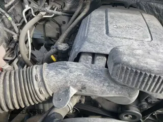 2018 Chevrolet Silverado 2500HD LTZ z VIN 1GC1KWEG2JF148205, wystawiony jako Copart lot #87087534 z przebiegiem 111 406 mil mil oraz Szkoda całkowita • Salvage title. Historia ofert i sprzedaży dostępna na DreamBid. Obrazek 14.