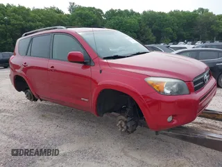 2007 Toyota RAV4 Sport with VIN JTMBD32VX76036177, listed as a IAAI auction lot 42353283 with 196,672 mi miles and . Bid and sale history available at DreamBid. Image 1.