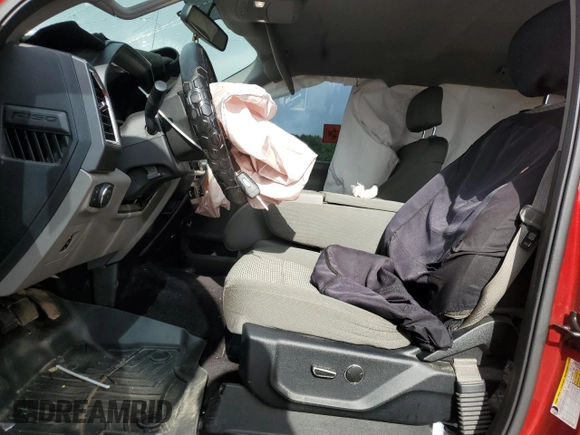 2015 Ford F-150 XLT with VIN 1FTEW1EG8FKE33918, listed as a Copart auction lot 60972635 with 258,002 mi miles and Salvage title. Bid and sale history available at DreamBid. Image 7.