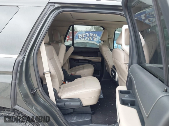 2023 Ford Expedition XLT with VIN 1FMJU1H85PEA53844, listed as a IAAI auction lot 41622752 with 54,178 mi miles. Bid and sale history available at carsss.com. Image 8.