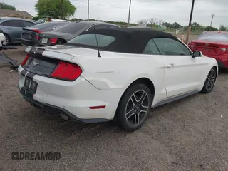 2020 Ford Mustang EcoBoost z VIN 1FATP8UH4L5120002, wystawiony jako IAAI lot #41977618 z przebiegiem 63 570 mil mil oraz . Historia ofert i sprzedaży dostępna na DreamBid. Obrazek 4.