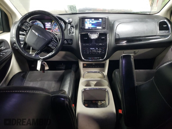 2014 Chrysler Town & Country Touring-L with VIN 2C4RC1CG8ER225017, listed as a Copart auction lot 88075505 with 158,392 mi miles and Salvage Title. Bid and sale history available at carsss.com. Image 8.