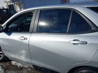 2022 Chevrolet Equinox LS with VIN 3GNAXSEV0NS163450, listed as a IAAI auction lot 41225520 with 99,817 mi miles. Bid and sale history available at carsss.com. Image 15.