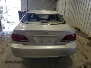2005 Lexus ES 330 with VIN JTHBA30G055080767, listed as a Copart auction lot 52017615 with 111,947 mi miles and Non Repairable. Bid and sale history available at carsss.com. Image 6.