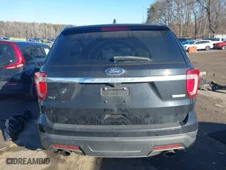 2019 Ford Explorer XLT with VIN 1FM5K7DH5KGB51334, listed as a IAAI auction lot 41436521 with 120,909 mi miles. Bid and sale history available at carsss.com. Image 16.