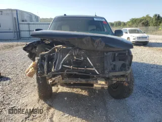 2005 Chevrolet Tahoe Z71 with VIN 1GNEK13T95R215074, listed as a Copart auction lot 74262994 with 0 mi miles and Salvage Title. Bid and sale history available at carsss.com. Image 5.