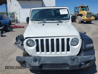 2020 Jeep Wrangler Unlimited Sport S с VIN 1C4HJXDN0LW204734, выставлен на аукционе IAAI как лот 42128859 с пробегом 92 017 миль миль и . История ставок и продаж доступна на DreamBid. Изображение 13.
