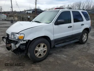 2005 Ford Escape XLT with VIN 1FMYU93Z95KB77112, listed as a Copart auction lot 53038615 with 190,165 mi miles and Salvage Title. Bid and sale history available at carsss.com. Image 1.