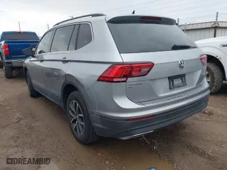 2019 Volkswagen Tiguan SE with VIN 3VV3B7AX6KM138493, listed as a IAAI auction lot 41367279 with 84,534 mi miles. Bid and sale history available at carsss.com. Image 3.
