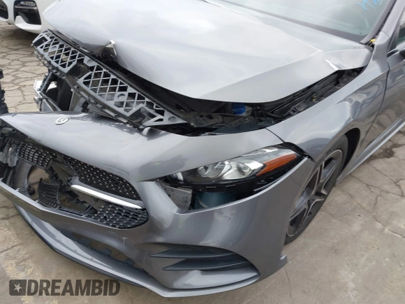2019 Mercedes-Benz A 220 with VIN WDD3G4EB2KW003031, listed as a IAAI auction lot 41509460 with 22,515 mi miles and . Bid and sale history available at DreamBid. Image 6.