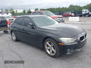 2013 BMW 3 Series 328i z VIN WBA3A5G57DNP25173, wystawiony jako IAAI lot #42477675 z przebiegiem 162 172 mil mil oraz . Historia ofert i sprzedaży dostępna na DreamBid. Obrazek 1.