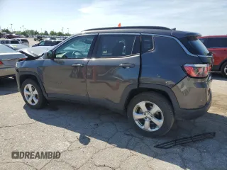2018 Jeep Compass Latitude z VIN 3C4NJDBB3JT142940, wystawiony jako Copart lot #56306475 z przebiegiem 75 387 mil mil oraz Szkoda całkowita • Salvage title. Historia ofert i sprzedaży dostępna na DreamBid. Obrazek 2.