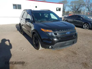 2013 Ford Explorer Sport with VIN 1FM5K8GT8DGB31362, listed as a IAAI auction lot 42046577 with 134,796 mi miles and . Bid and sale history available at carsss.com. Image 1.