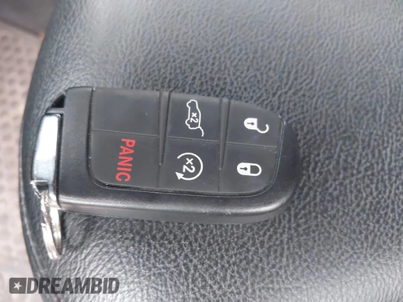 2022 Jeep Compass Latitude with VIN 3C4NJDBB5NT184919, listed as a IAAI auction lot 41044815 with 17,654 mi miles and . Bid and sale history available at DreamBid. Image 11.