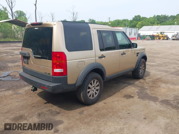 2005 Land Rover LR3 SE z VIN SALAA25445A301437, wystawiony jako IAAI lot #42295091 z przebiegiem 213 744 mil mil oraz . Historia ofert i sprzedaży dostępna na DreamBid. Obrazek 4.