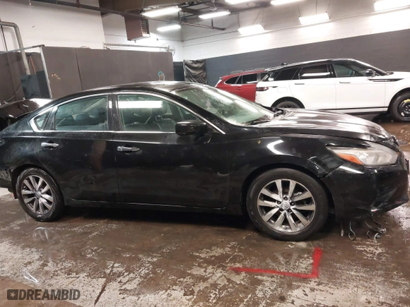 2017 Nissan Altima 2.5 SR with VIN 1N4AL3AP7HC279293, listed as a IAAI auction lot 41512244 with 68,643 mi miles. Bid and sale history available at carsss.com. Image 14.