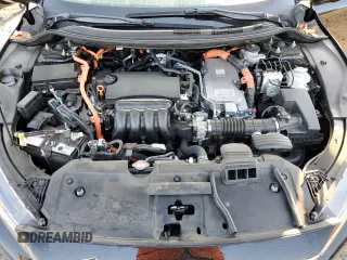 2018 Honda Clarity Plug-In Hybrid with VIN JHMZC5F10JC023692, listed as a Copart auction lot 69763343 with 28,791 mi miles. Bid and sale history available at carsss.com. Image 12.