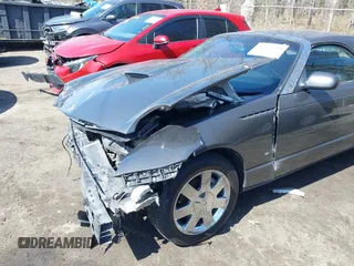2003 Ford Thunderbird Deluxe with VIN 1FAHP60A23Y101899, listed as a IAAI auction lot 41805269 with Not Provided miles. Bid and sale history available at carsss.com. Image 6.