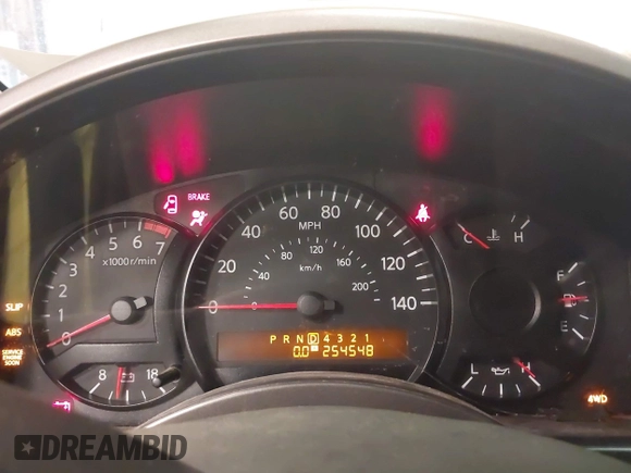 2005 Nissan Titan LE with VIN 1N6AA07BX5N507715, listed as a IAAI auction lot 41848566 with 254,548 mi miles. Bid and sale history available at carsss.com. Image 7.