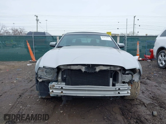 2013 Ford Mustang V6 with VIN 1ZVBP8EM3D5245234, listed as a IAAI auction lot 41453875 with 161,867 mi miles and . Bid and sale history available at DreamBid. Image 6.