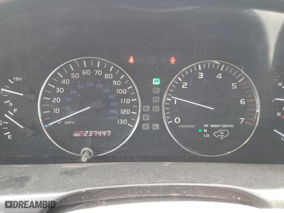 2003 Lexus LX 470 with VIN JTJHT00W633531685, listed as a Copart auction lot 49729305 with 237,447 mi miles and Salvage Title. Bid and sale history available at carsss.com. Image 9.