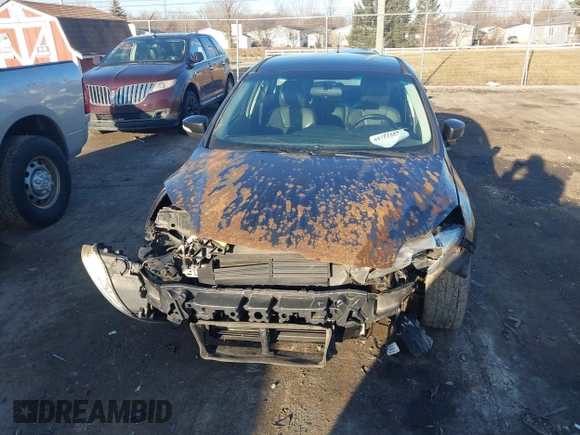 2014 Ford Focus SE with VIN 1FADP3K25EL183243, listed as a IAAI auction lot 41711685 with 222,008 mi miles. Bid and sale history available at carsss.com. Image 11.