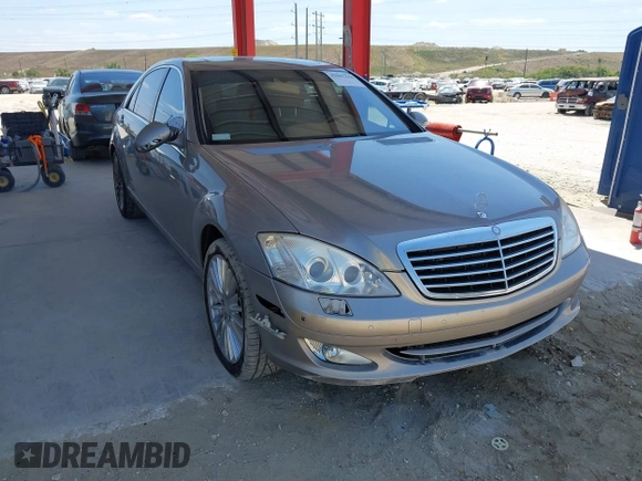 2008 Mercedes-Benz S 550 with VIN WDDNG71X98A232419, listed as a IAAI auction lot 42067244 with 140,192 mi miles and . Bid and sale history available at DreamBid. Image 1.